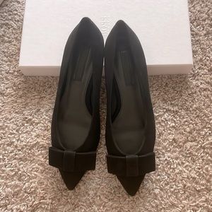 Hugo Boss Suade bow pointy ballerinas
